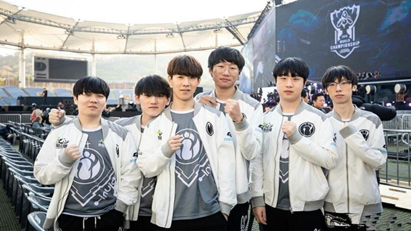 Donk 连续第五次赢得 FACEIT 排名赛季 — 创下记录 elo 得分