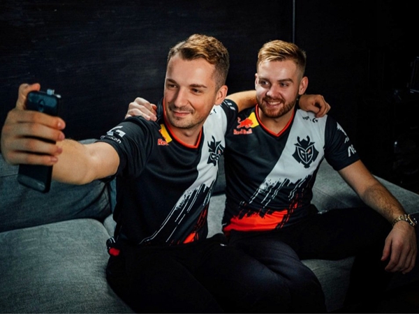 GRF替补选手就是无法击败主力选手！ Hope Jinx追杀并击杀了 Anyone's Legend 并在一个月内两次击杀 Top Esports